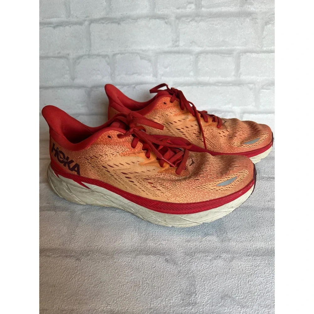 Hoka One One hoka one